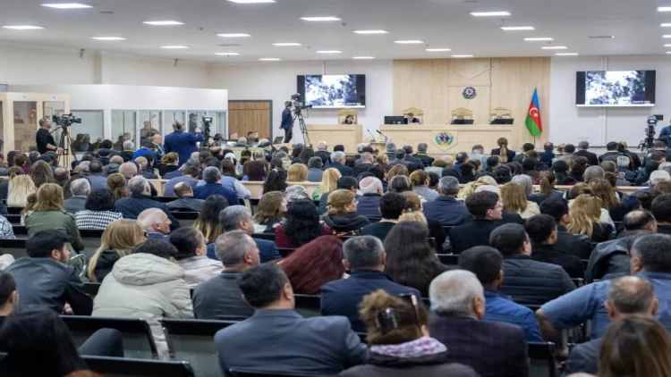 Məhkəmədə Sarkisyanın və Akopyanın Azərbaycan ərazilərinin işğalında iştirakını ifşa edən material nümayiş olunub