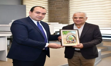 “Sənətkarın dostu” layihəsinin növbəti  qonağı Xalq artisti Salman Qəmbərov olub - FOTO