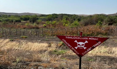 Xocalıda qumbara partladı - 17 yaşlı oğlan xəsarət aldı