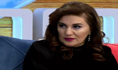 Əməkdar artist canlı oxuya bilməyən tələbəsindən danışdı