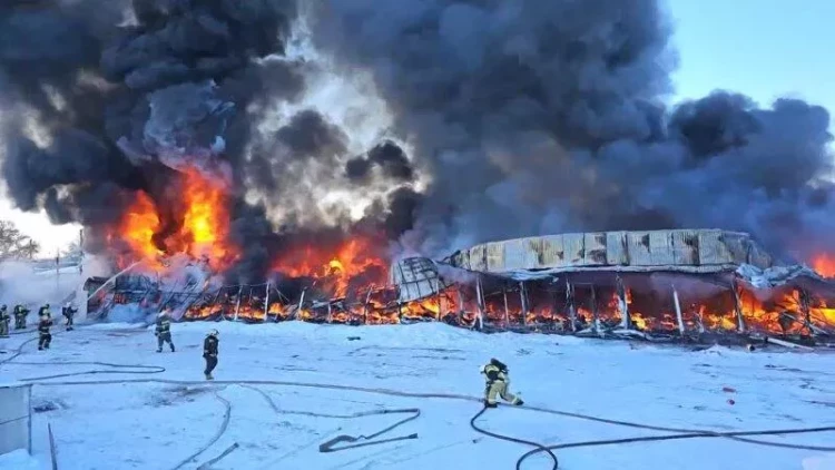 Tbilisidə ticarət mərkəzində güclü YANĞIN - VİDEO