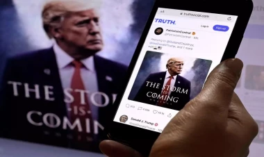 Trampın sosial şəbəkədəki paylaşımlarını o, yazırmış