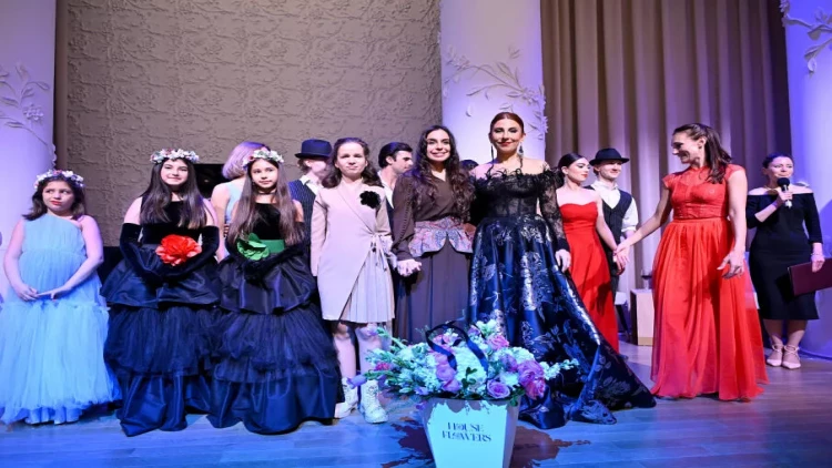 Fidan Hacıyevanın II Beynəlxalq Opera Festivalında Leyla Əliyevanın şeirlərinə bəstələnmiş mahnılar ifa olunub - FOTO