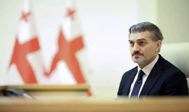 Kavelaşvili İrəvana getdi