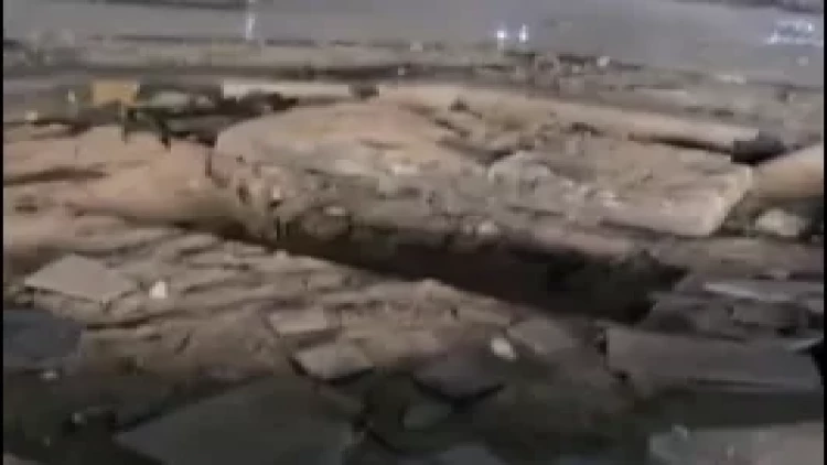 Əsədin atasının məzarından qalıqlarını çıxardılar - VİDEO