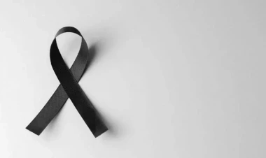 İranda Milli Matəm Günü elan edildi