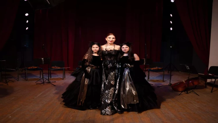 Operada yalnız qızlar – bir axşam Bakıda - FOTO