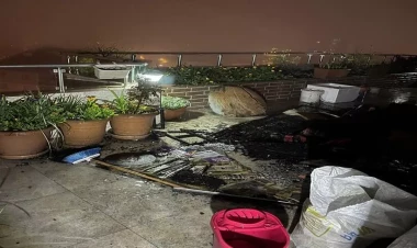 Tanınmış reperin evi yandı - FOTO