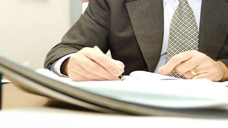 Hərbi xidmətdən ehtiyata buraxılanların geyim formalarını daşıya biləcəyi günlər müəyyən edildi