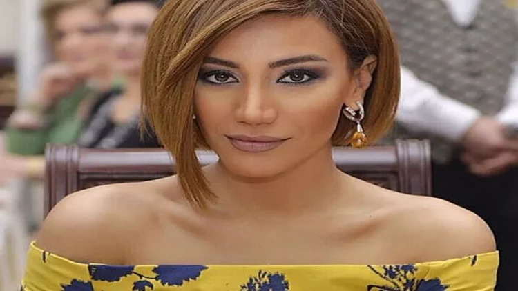 Röya rəqqasəyə elə söz dedi ki... - VİDEO