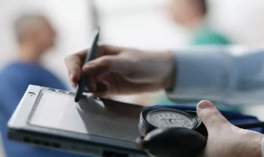 “Səhiyyəyə güvən yoxdur”