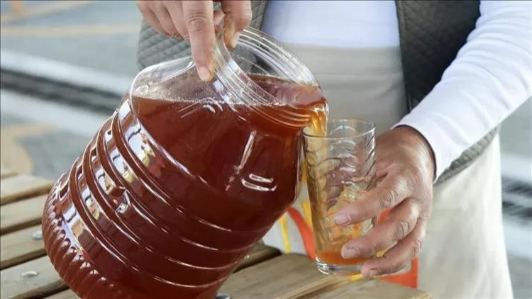 Yeməkdən dərhal sonra yarım stəkan için: MÖCÜZƏNİ görün