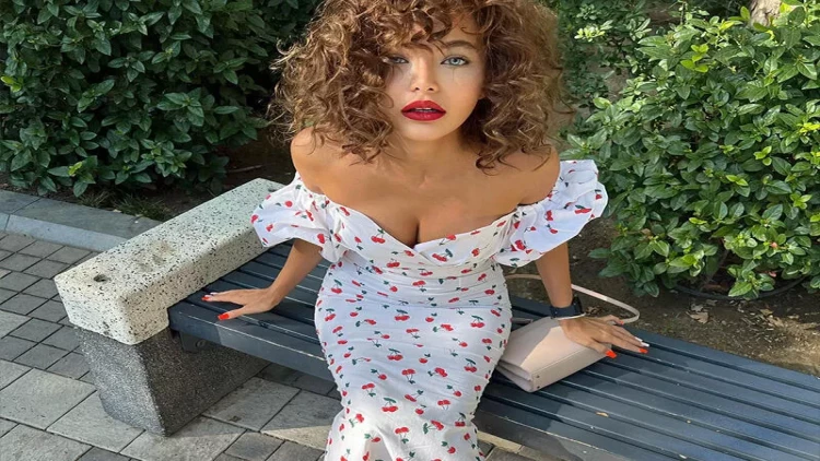 “Səhralıqda çox qızların başına oyun açıblar” - Model Səmra