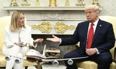 Meloninin sualı Trampı çətin vəziyyətə saldı - Bilmədi nə desin - VİDEO