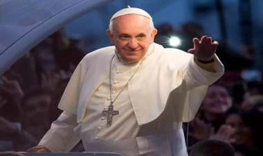 Papanın öldüyü tarixlə bağlı qəribə detal