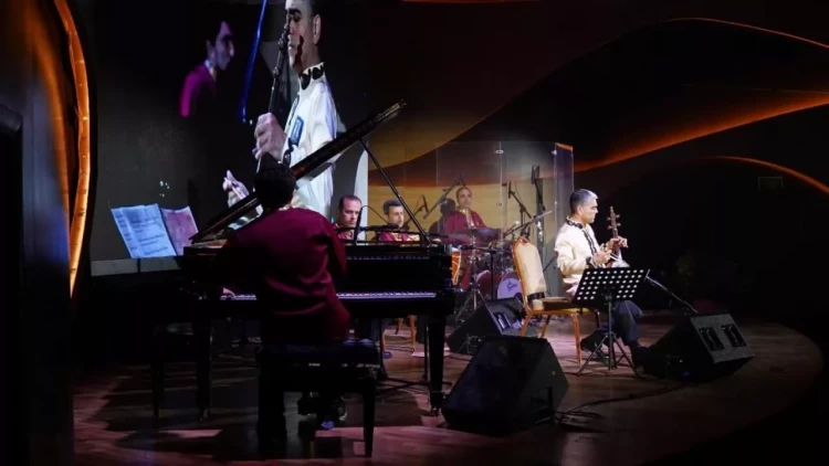 Toğrul Əsədullayev 