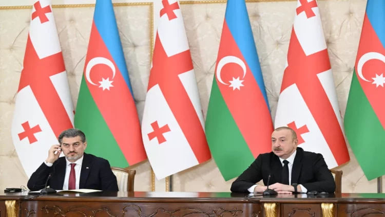 Prezident İlham Əliyev və Prezident Mixeil Kavelaşvili mətbuata bəyanatlarla çıxış edibər - VİDEO