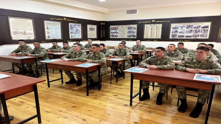 Hərbi vəzifəlilərin təlim toplanışı davam edir - VİDEO