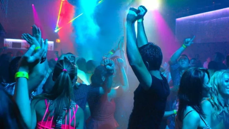 Bakıda məşhur klubunun fəaliyyəti dayandırıldı - FOTOlar