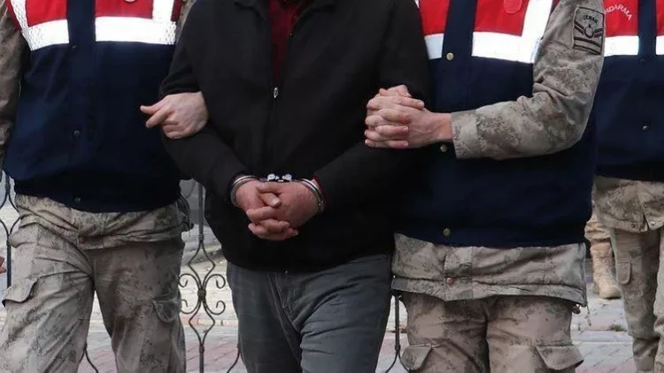 Türkiyədə daha bir vəzifəli şəxs həbs olundu