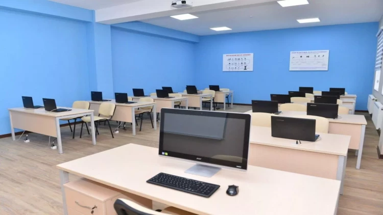 Pulsuz peşə təhsili almaq istəyənlərin nəzərinə - VİDEO