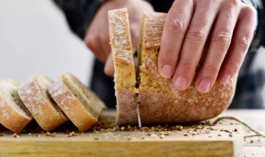 Hər gün çörək yediyinizdə nə baş verir? - 