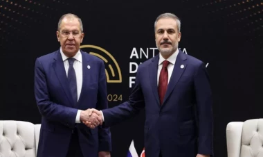 Fidanla Lavrov nələri müzakirə etdi?