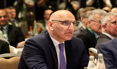 Zəngəzur dəhlizi Ermənistanın iqtisadi təcriddən çıxması üçün yaxşı imkan olacaq - Elçin Əmirbəyov