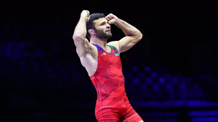 Güləşçimiz erməni rəqibini belə məğlub etdi - VİDEO