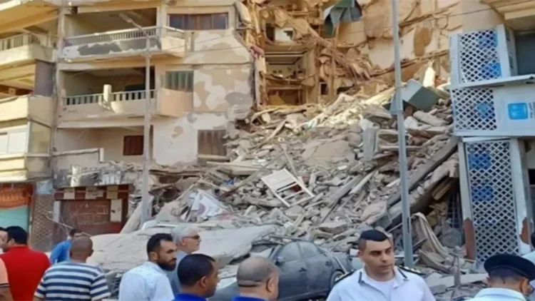 Misirdə bina ÇÖKDÜ: ölənlər var - FOTO