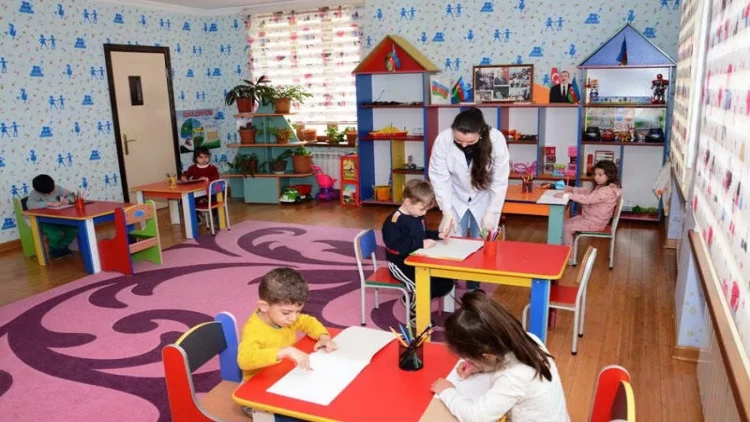 Məktəbəqədər təhsil müəssisələrində dəyişiklik – Kimlər gedir, kimlər gəlir - VİDEO
