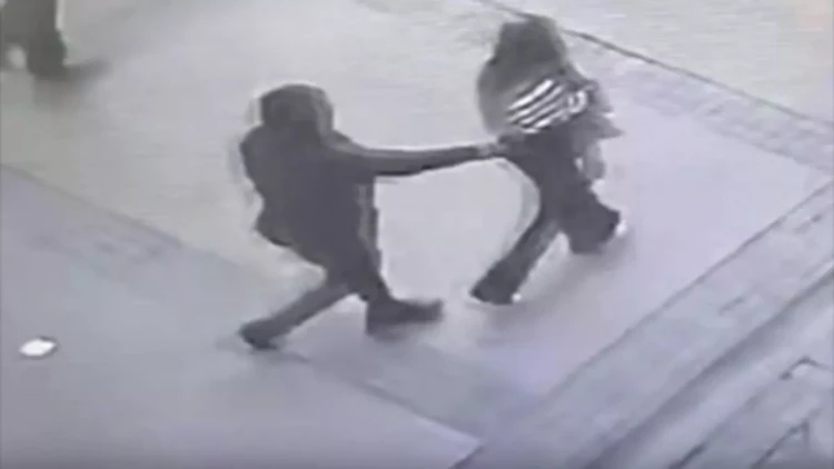 Evli qadını narahat edən kişi həbs edildi