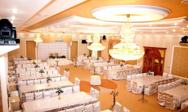 Məşhur şadlıq evi BAĞLANDI - FOTO