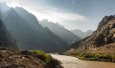 Ermənistan Araz çayını zəhərləyir