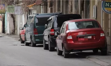 Səkidə maşın saxlayanlar - Cərimələr...