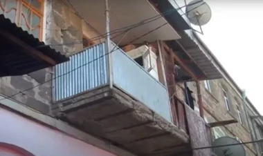 Bu binadan vahiməli səslər gəlir - Sakinlər QORXU İÇİNDƏ - VİDEO