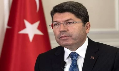 Türkiyədə həbs edilən tələbələrlə bağlı nazirlikdən AÇIQLAMA