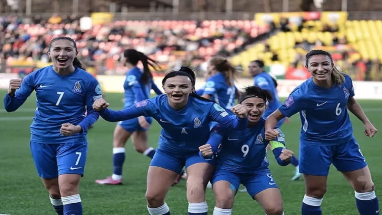 Qadın futbolçularımız üzümüzü güldürdü