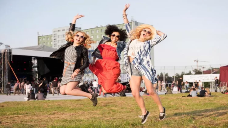 Aprelin 4-nün ŞANSLI BÜRCÜ: Ulduzlar sizə görün nələr vəd edir...