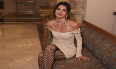 Nəsrin də etirazlara qoşuldu - FOTO