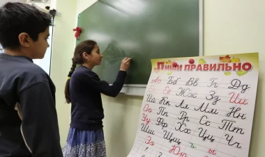 Rusiyada yaşayan miqrant uşaqlarının məktəbə qəbulu üçün yeni hədd