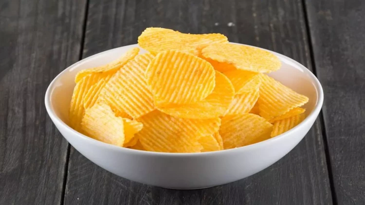 Məşhur firmanın çipsləri marketlərdən yığışdırılır - Qaytarıb pulunuzu alın - FOTO