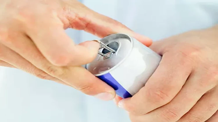 Enerji içkiləri ilə bağlı XƏBƏRDARLIQ: Qəfil ölümə səbəb ola bilər