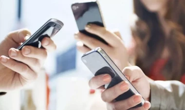 Diqqətin yayınmasında əsas səbəb telefon deyil - ARAŞDIRMA