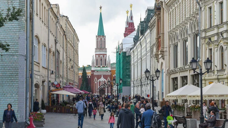 Rusiyada dəhşətli virus yayıldı - Boğazdan qan gəlirsə...