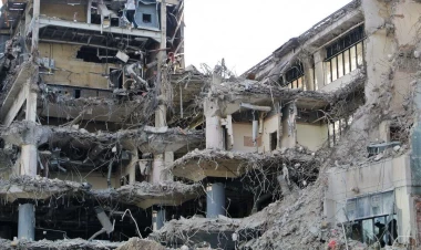 Bu ölkədə fövqaladə vəziyyət elan edildi - Uçuşlar dayandırıldı - VİDEO