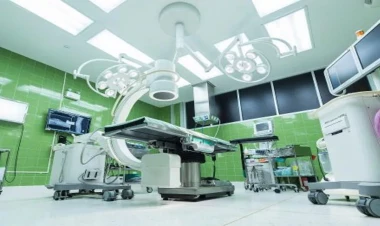 Bakıda məşhur klinikada azyaşlının alveol sümüyü zədələndi