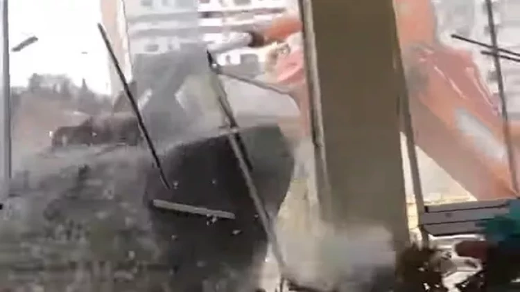 Yasamalda aparılan söküntü işləri icazə olmadan həyata keçirilib