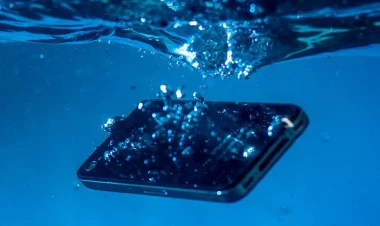 İllərlə su altında qalan planşet silsilə cinayətlərin açılmasına kömək etdi - FOTOlar