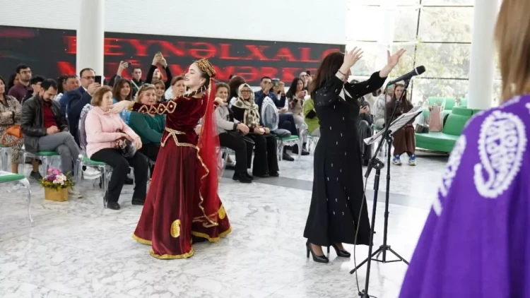 Cahangir Cahangirov adına Xor “Novruz çələngi” adlı konsert proqramı ilə çıxış edib - FOTO